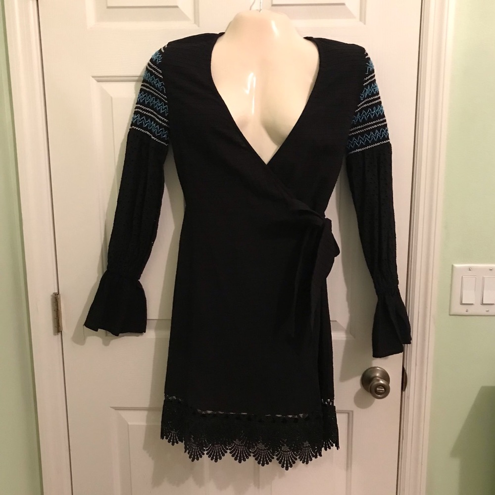 NWOT The Fifth Label S Wrap Dress